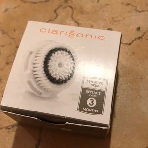 Clarisonic sensitive brush head